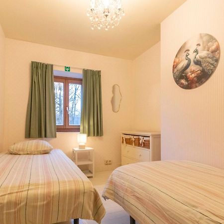 Sweet Alice Holiday Home Ieper Bagian luar foto