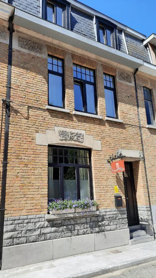 Sweet Alice Holiday Home Ieper Bagian luar foto