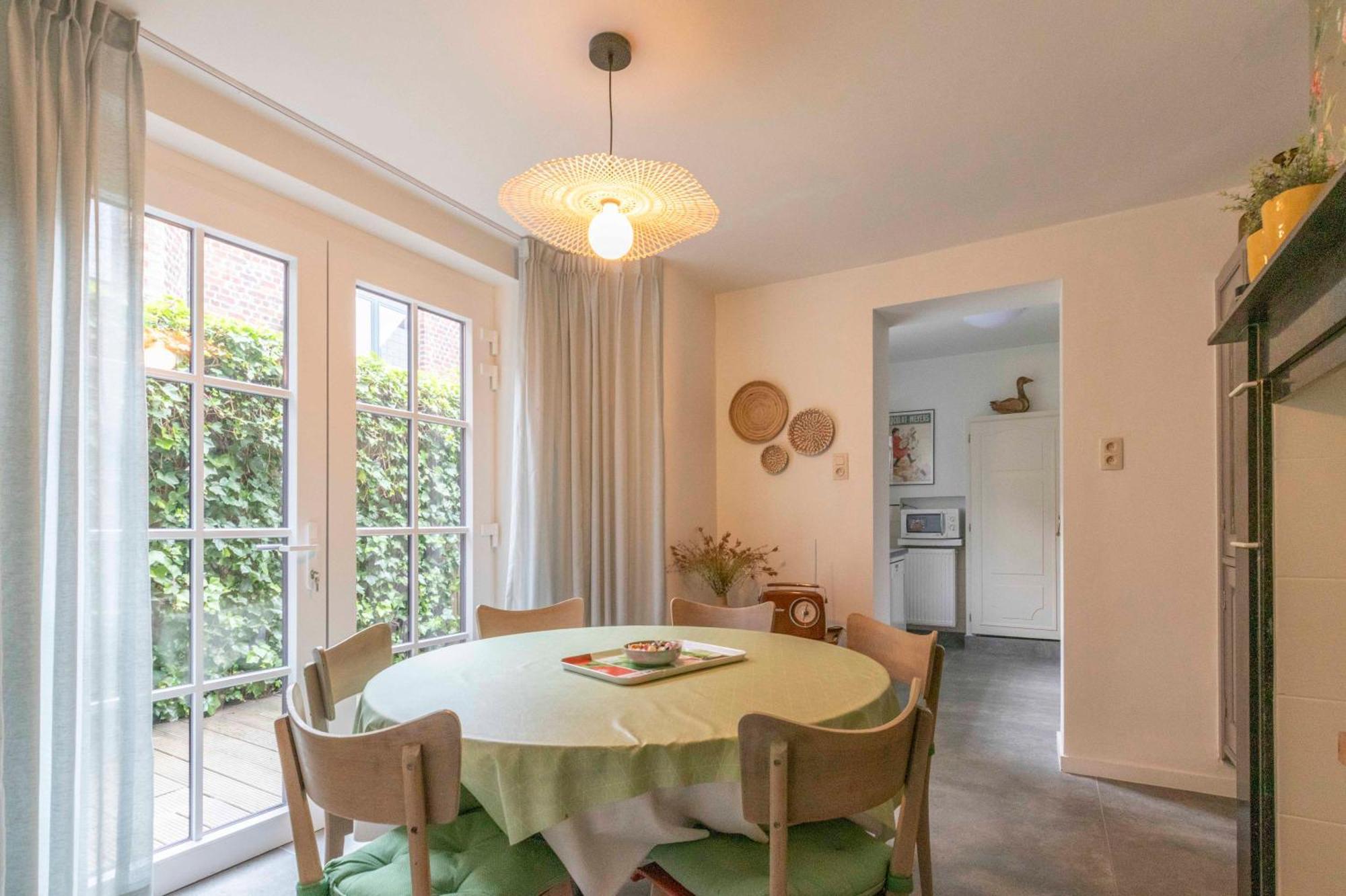 Sweet Alice Holiday Home Ieper Bagian luar foto